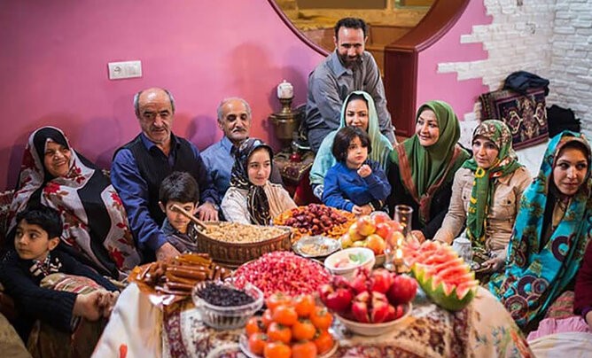 پرونده:جشن شب یلدا.jpg
