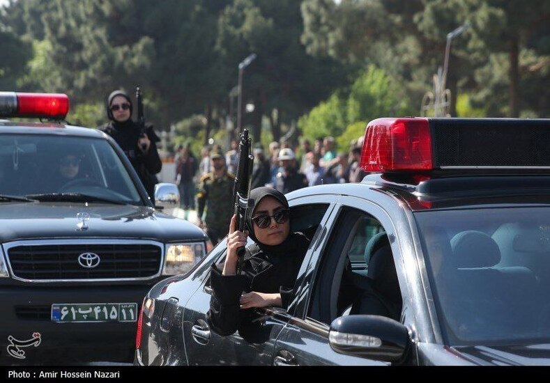 پرونده:پلیس زن در ایران۱۴.jpg