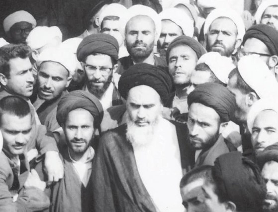 پرونده:سید علی خامنهای۱.jpg