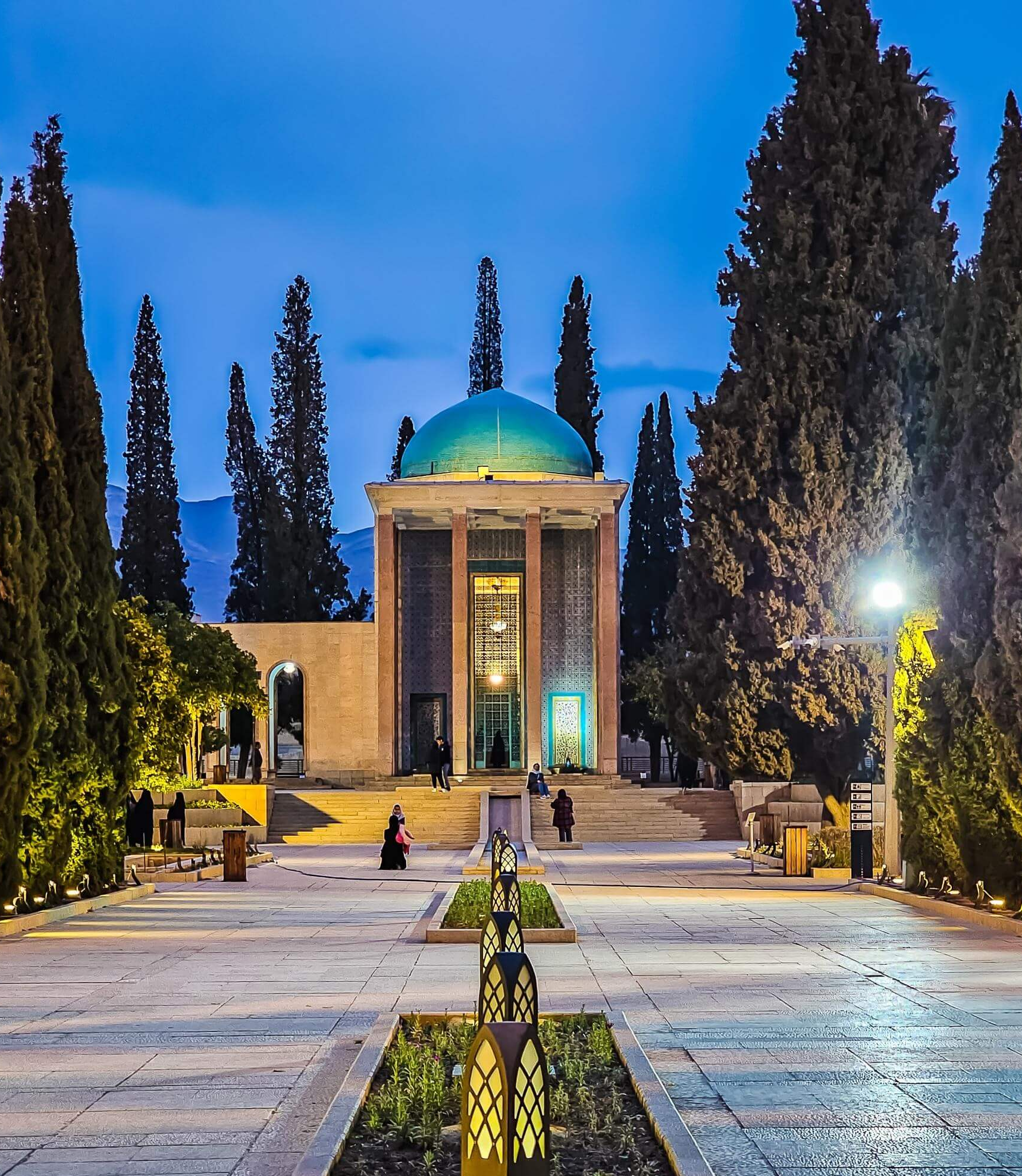 آرامگاه سعدی