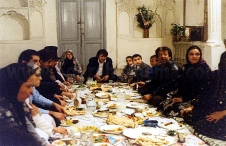 پرونده:مهمان مامان۲.jpg