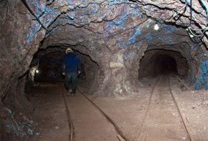 یکی از معدن‌های لاجورد در ولایت بدخشان