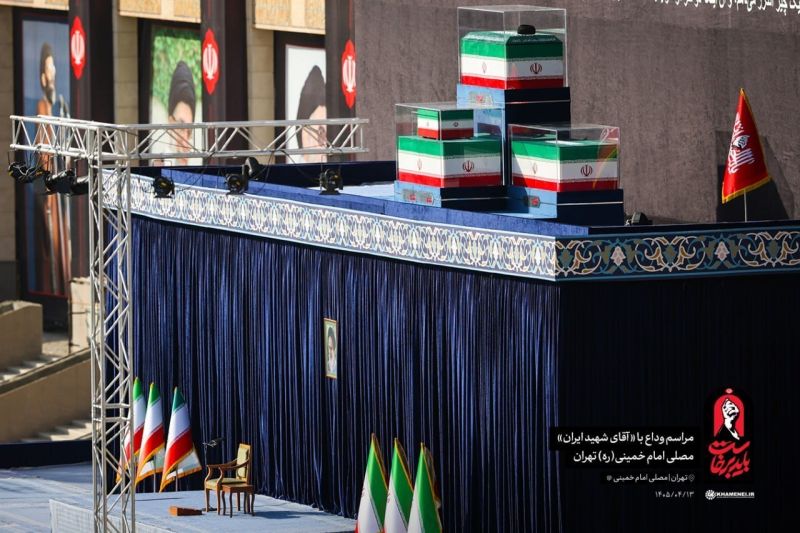 پرونده:تشییع رهبر شهید.jpg