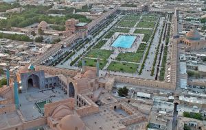 میدان نقش جهان، میدان مشهور ساختهشده به وسیله صفویان