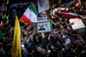 تشییع علی لاریجانی در میدان انقلاب تهران