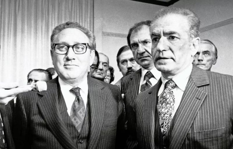 پرونده:کیسینجر۱.jpg