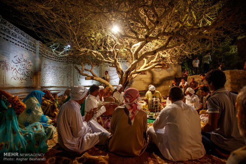 پرونده:آیین زار.jpg