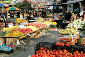 سه‌شنبه بازار پره‌سر