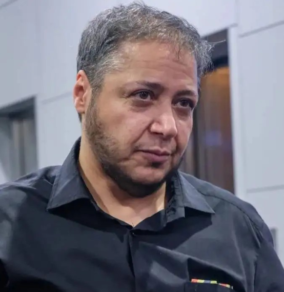 پرونده:مازیار لرستانی.png