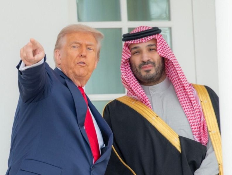 پرونده:دونالد ترامپ۵.jpg