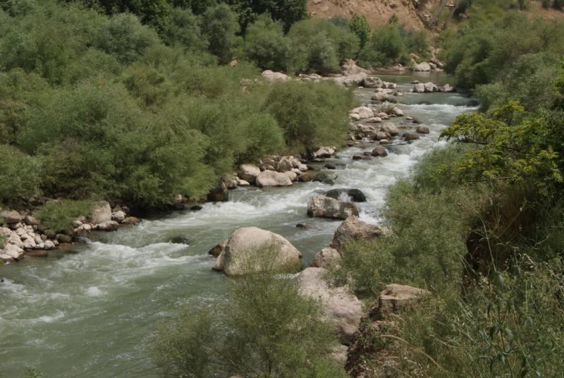پرونده:آبشار بیشه۳.jpg