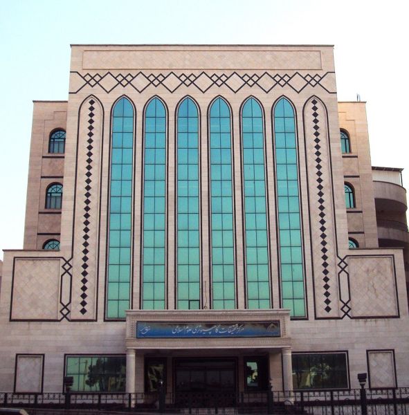 پرونده:سید علی خامنه‌ای۱۶.jpg