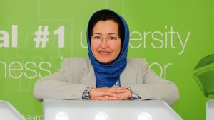 شکردخت جعفری دانشمند و مخترع دستگاه دوزسنج پرتودرمانی سرطان