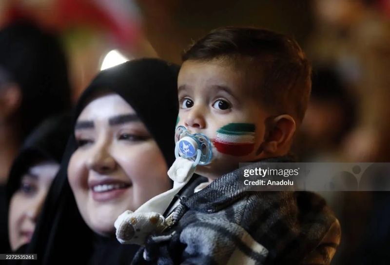 پرونده:تجمعات شبانه۱۲.jpg