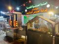 تصویری از یک موکب آماده ارائه خدمات به زائران حسینی