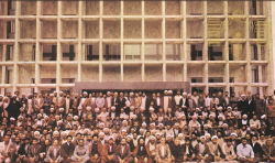 عکس گروهی نمایندگان دوره اول مجلس شورای اسلامی