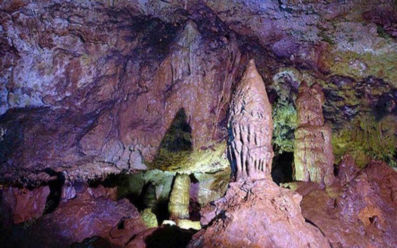 پرونده:آبشار رامینه.jpeg