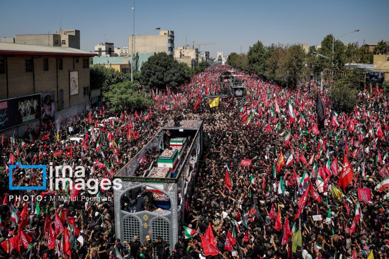 پرونده:تشییع رهبری۳.jpg