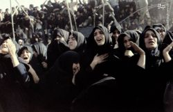 حضور زنان در مراسم تشییع سید روح‌الله خمینی