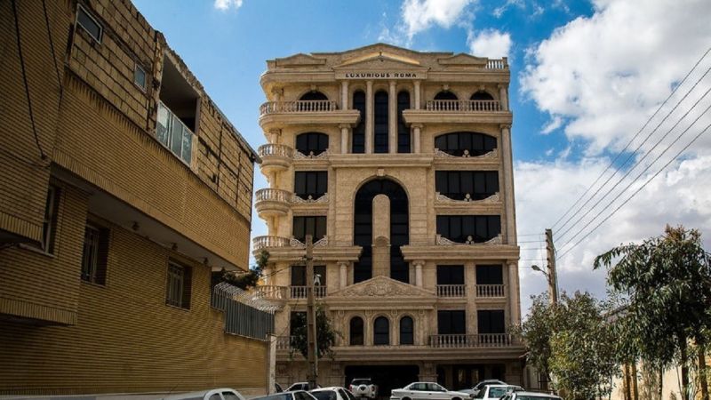 پرونده:معماری برون‌گرا.jpg